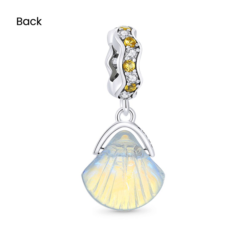 Sparkling Shell Pendant