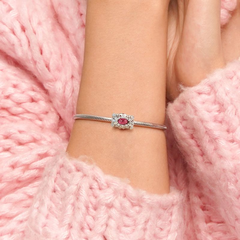 Vintage Round Charm