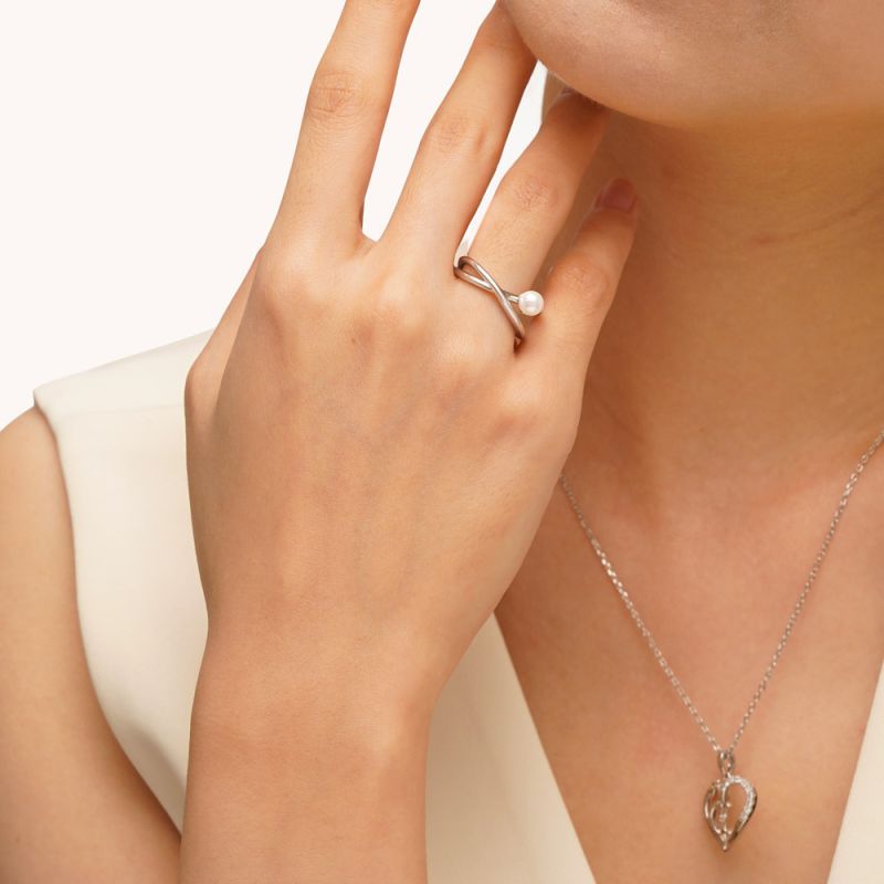 Wrap Pearl Band Ring
