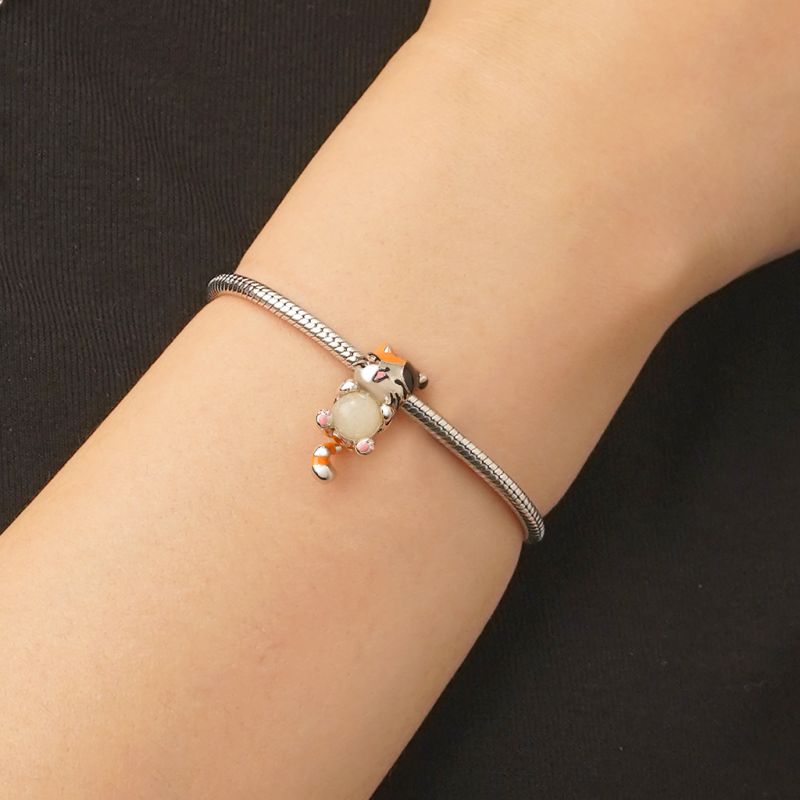 Cat Charm