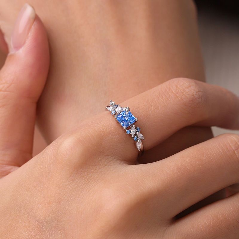 Aquamarine Square Cut Leafs Ring