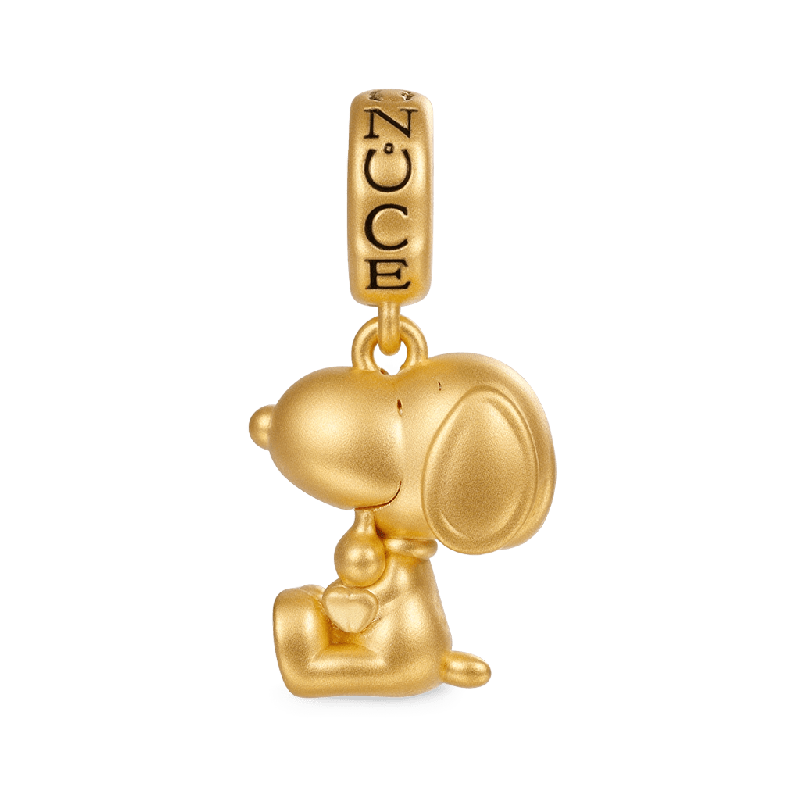 18k Gold Snoopy Hugging Woodstock Pendant