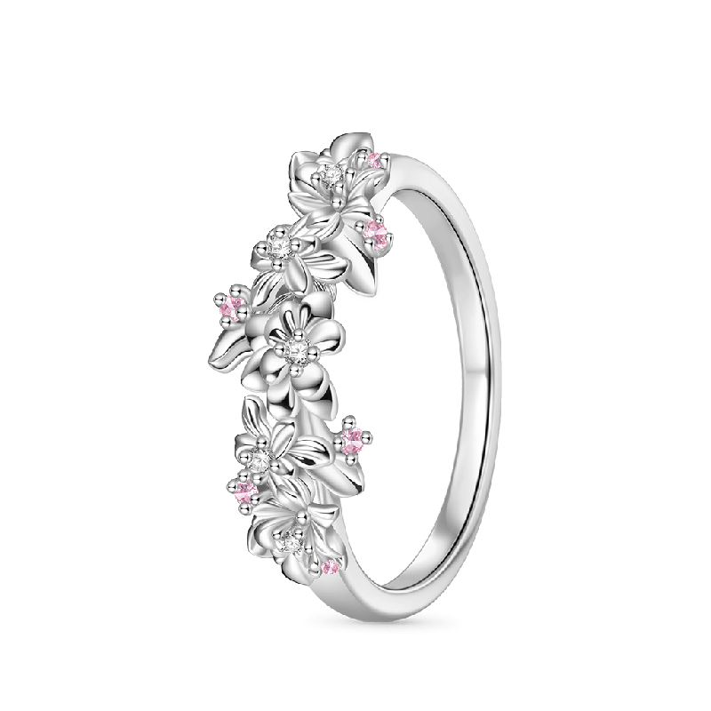 Delicate Flower Cluster Ring